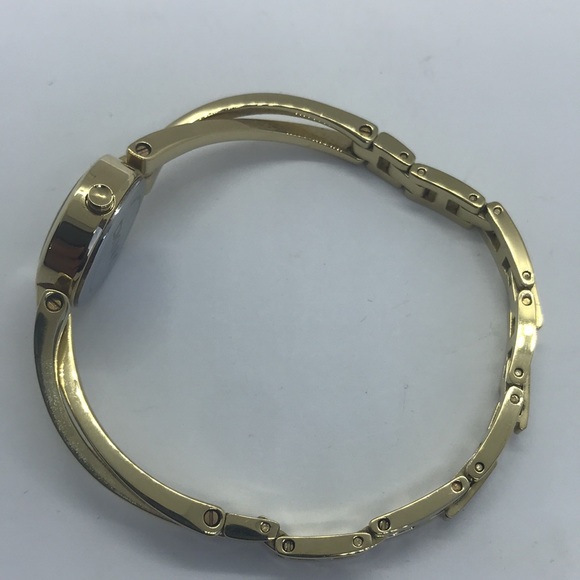 New Elegance DKNY Gold watch with gold bracelet - Picture 8 of 10